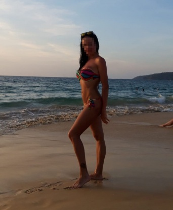 Обладая непревзойденной красотой, я разбудю в тебе огонек страсти, который будет гореть неистово. Мои услуги подарят тебе незабываемое наслаждение и полное расслабление. Разнообразие эксклюзивных программ и техник сведет тебя с ума. Живу в Москве, готова встретиться в любом удобном для тебя месте. Убедись в моей превосходности на фото и доверься оценке моих довольных клиентов. 🌟 9973, 30 лет